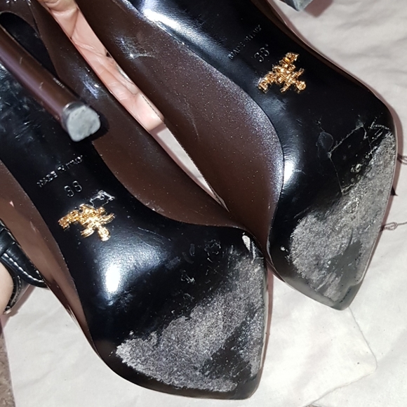 Prada Patent Leather Point-Toe Pump metallic Brown - Picture 9 of 13